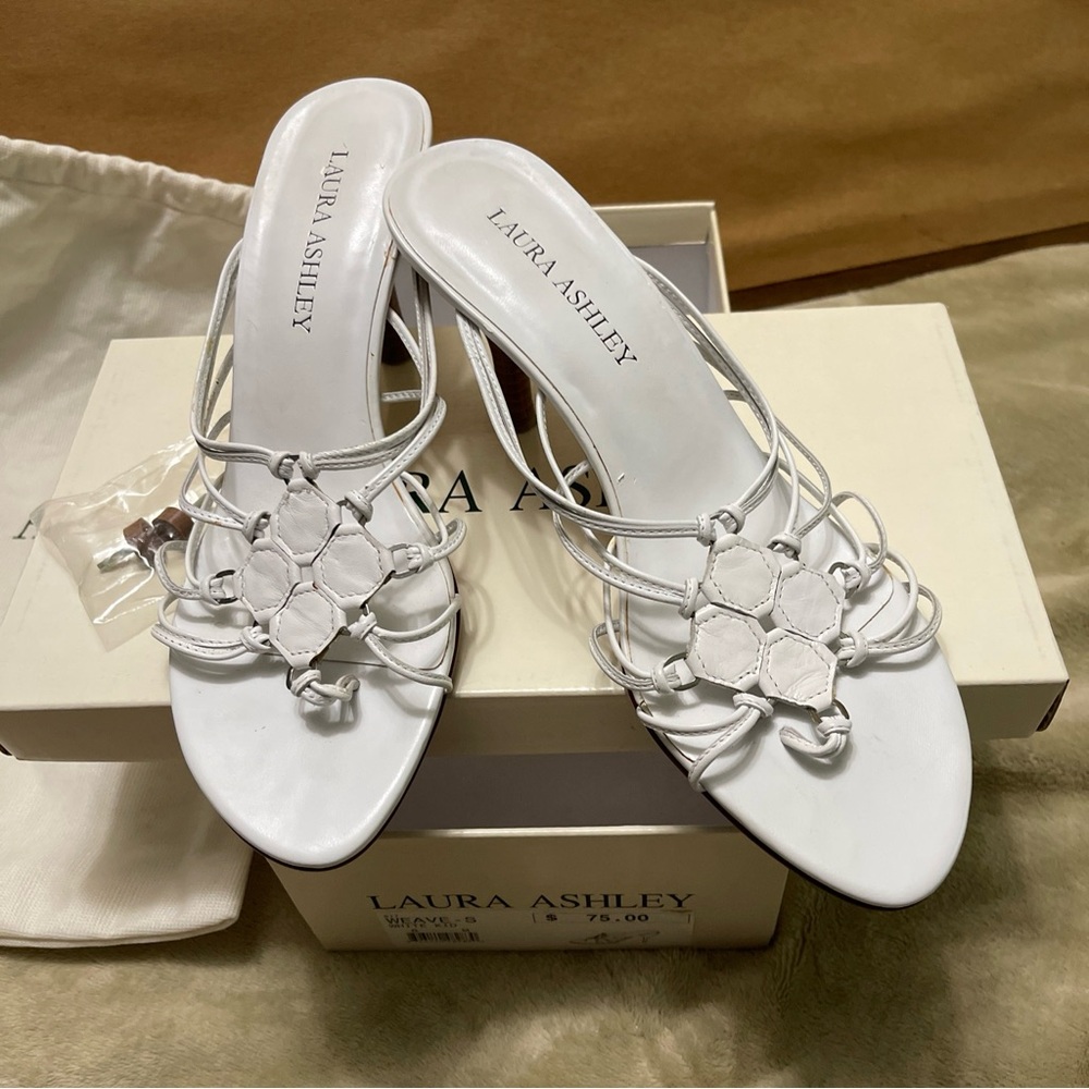 Size 8 Laura Ashley White Heels Wedding Heels Style Weave-S